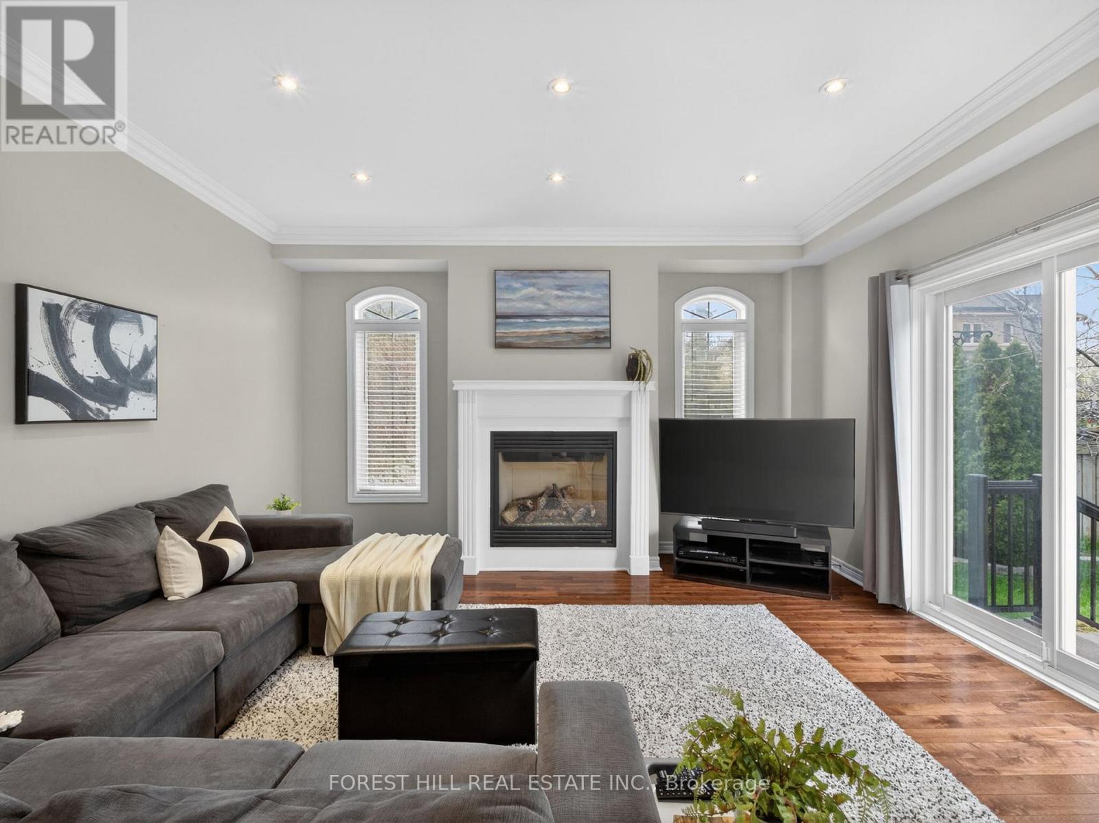 92 Seabreeze Avenue, Vaughan (patterson), Ontario