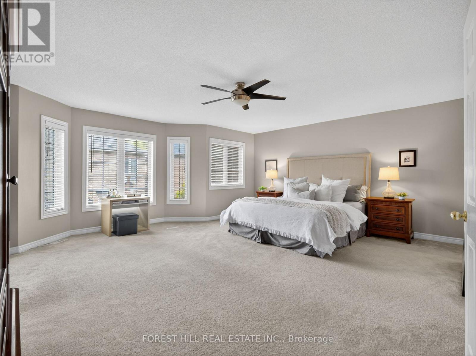 92 Seabreeze Avenue, Vaughan (patterson), Ontario