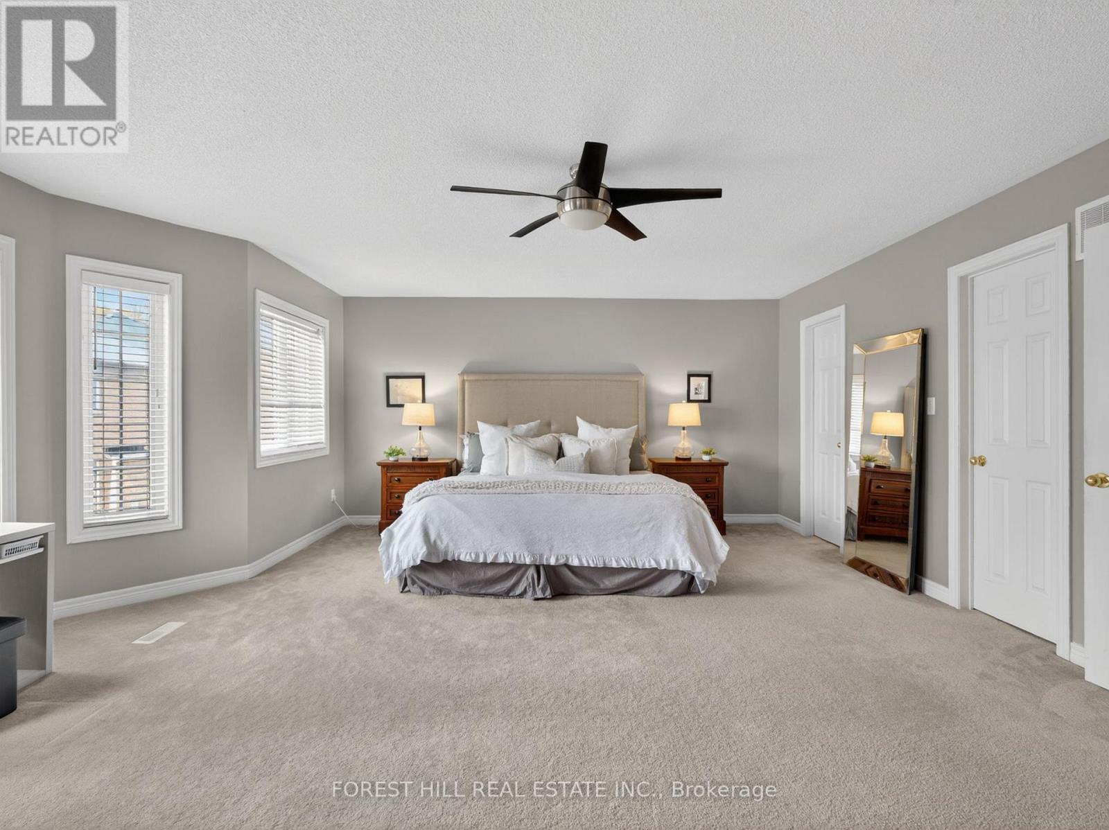 92 Seabreeze Avenue, Vaughan (patterson), Ontario