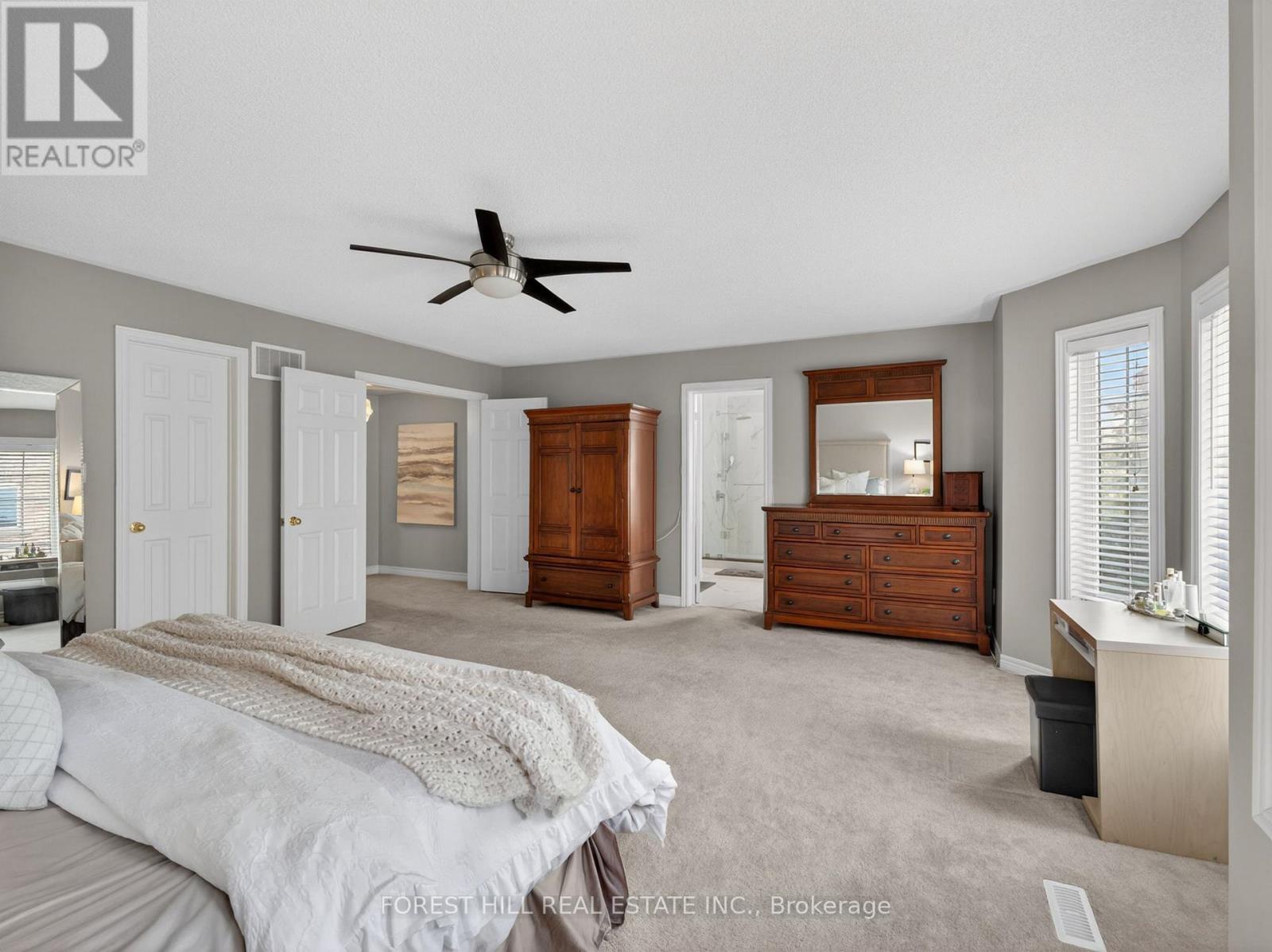 92 Seabreeze Avenue, Vaughan (patterson), Ontario