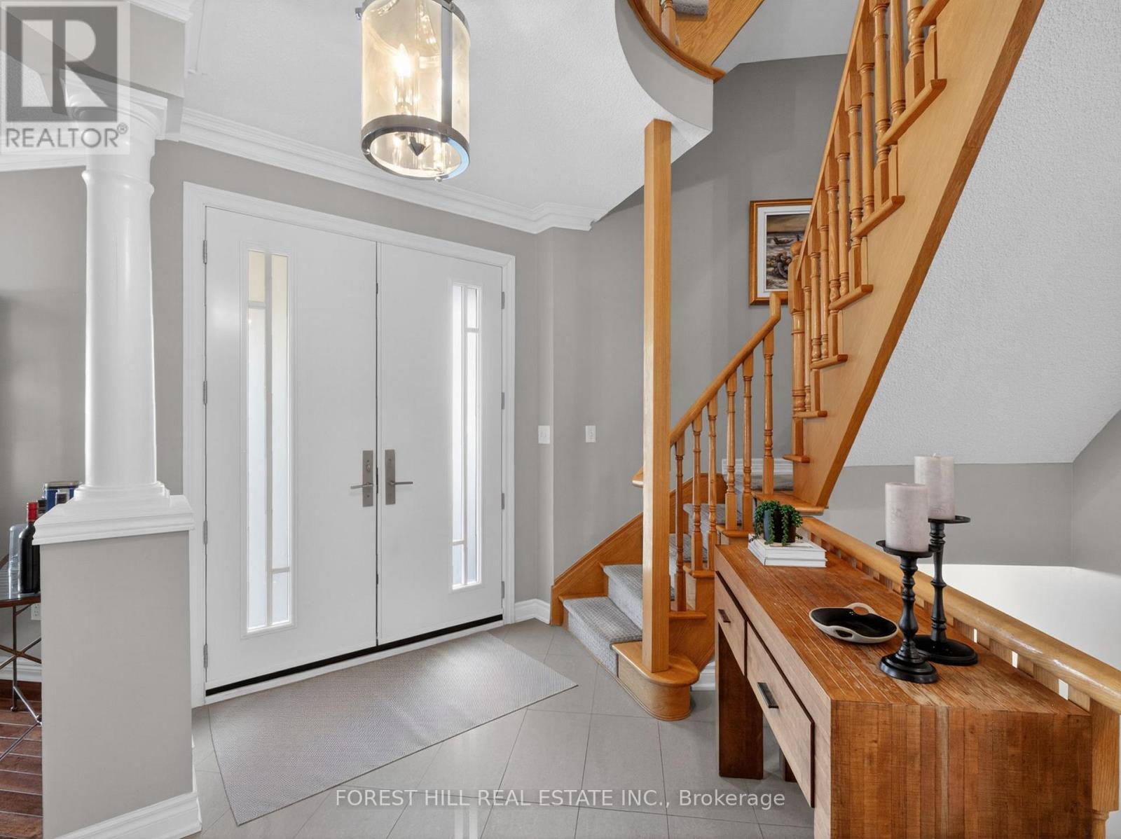 92 Seabreeze Avenue, Vaughan (patterson), Ontario
