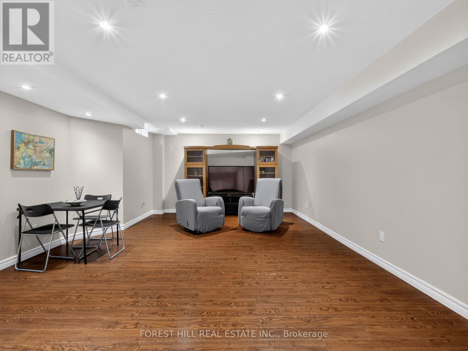 92 Seabreeze Avenue, Vaughan (patterson), Ontario