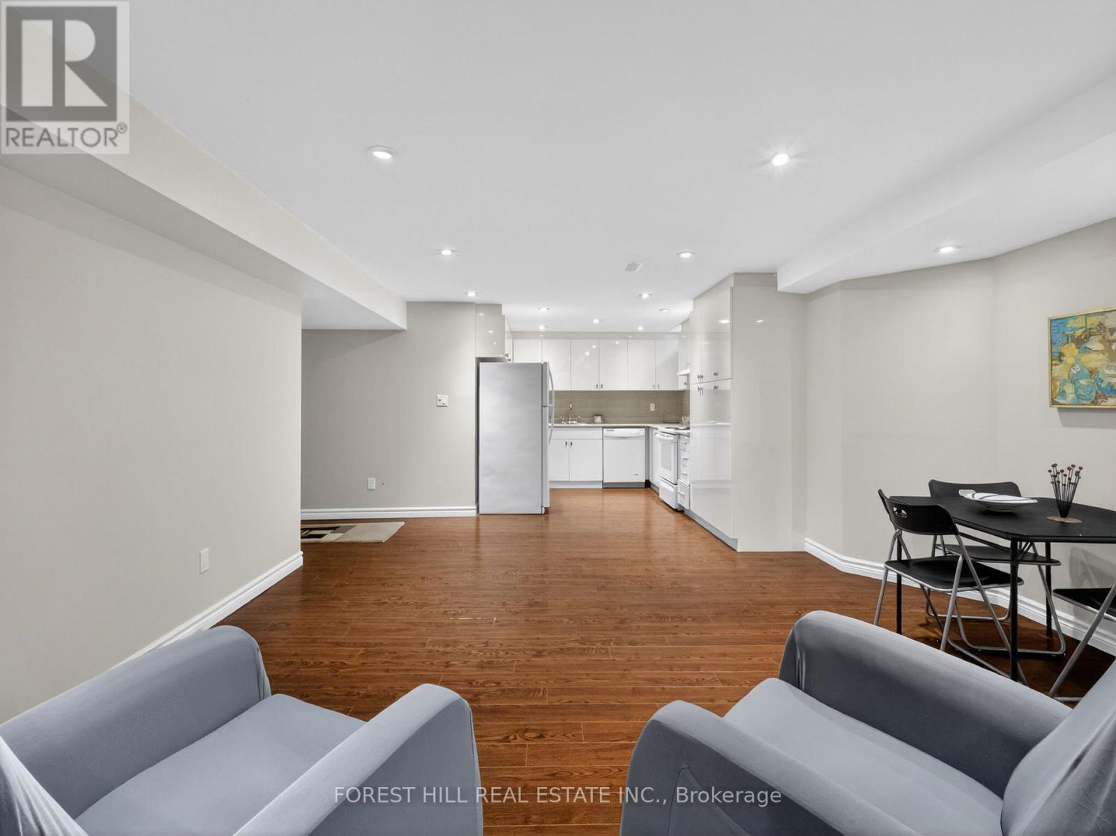 92 Seabreeze Avenue, Vaughan (patterson), Ontario