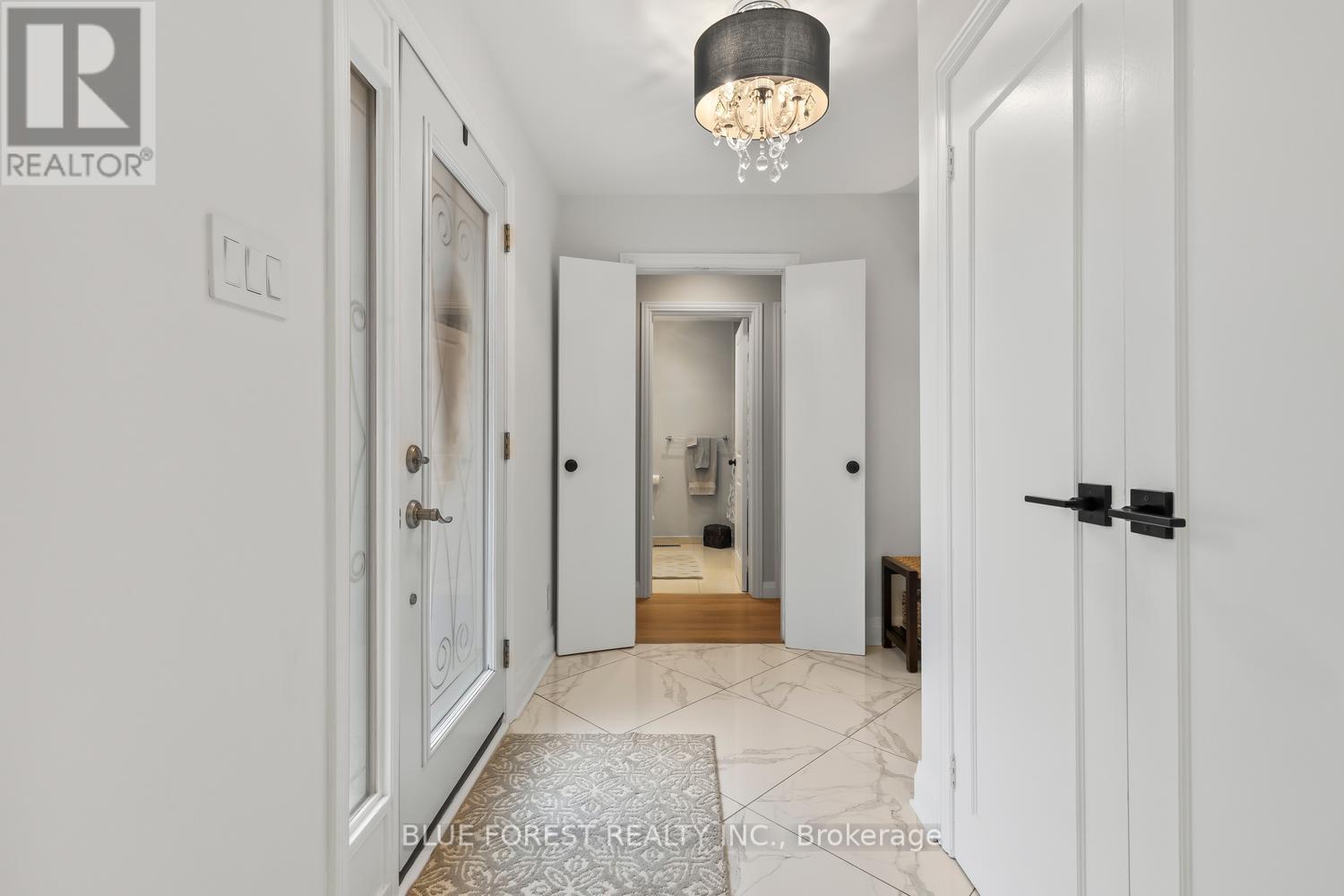 43 Compton Crescent, London South (south R), Ontario