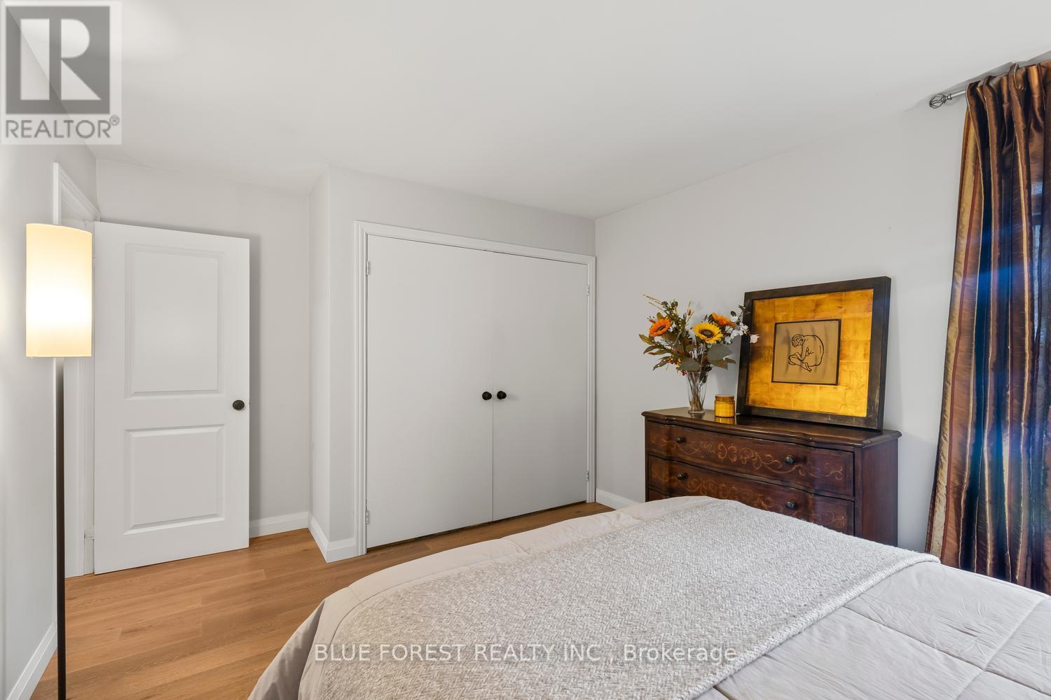 43 Compton Crescent, London South (south R), Ontario
