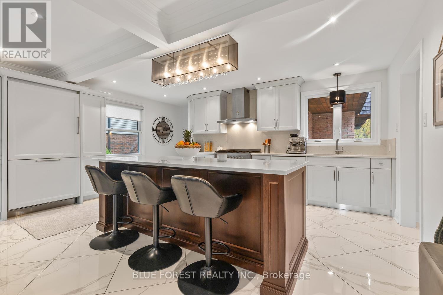 43 Compton Crescent, London South (south R), Ontario