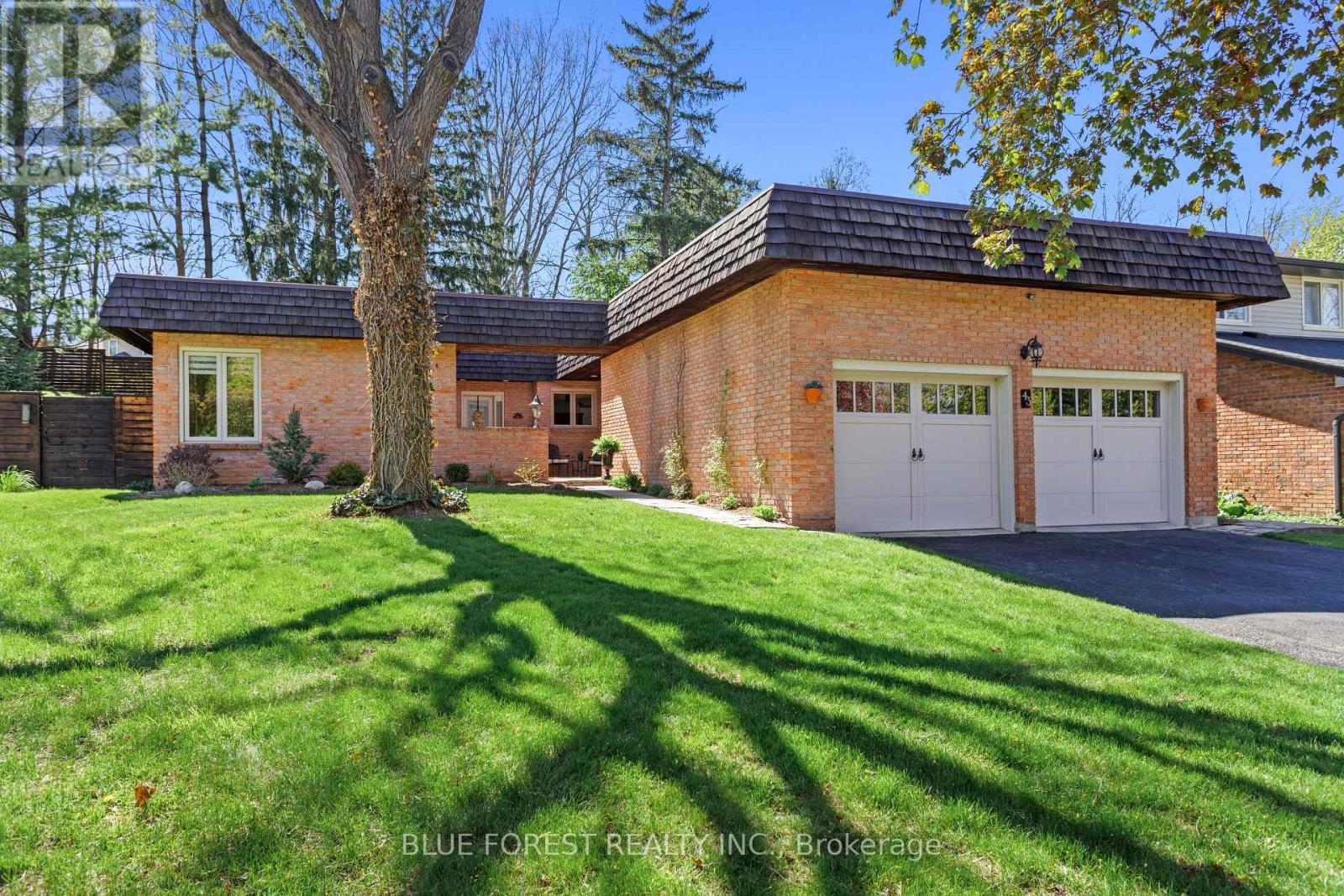 43 Compton Crescent, London South (south R), Ontario