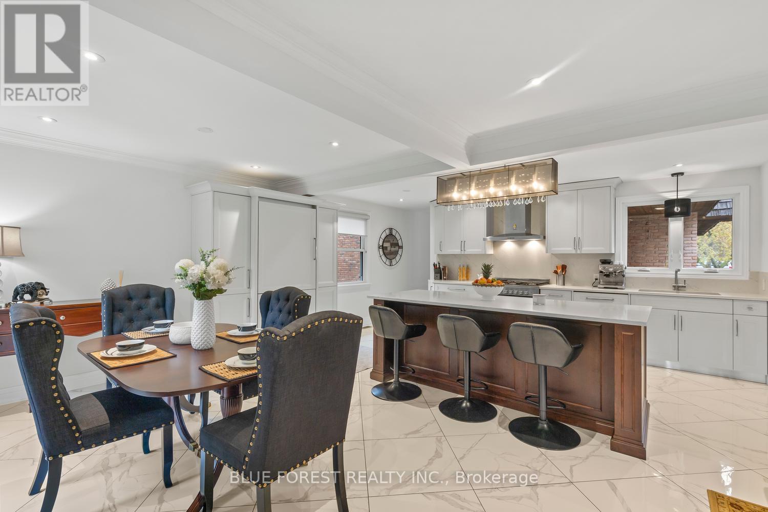 43 Compton Crescent, London South (south R), Ontario