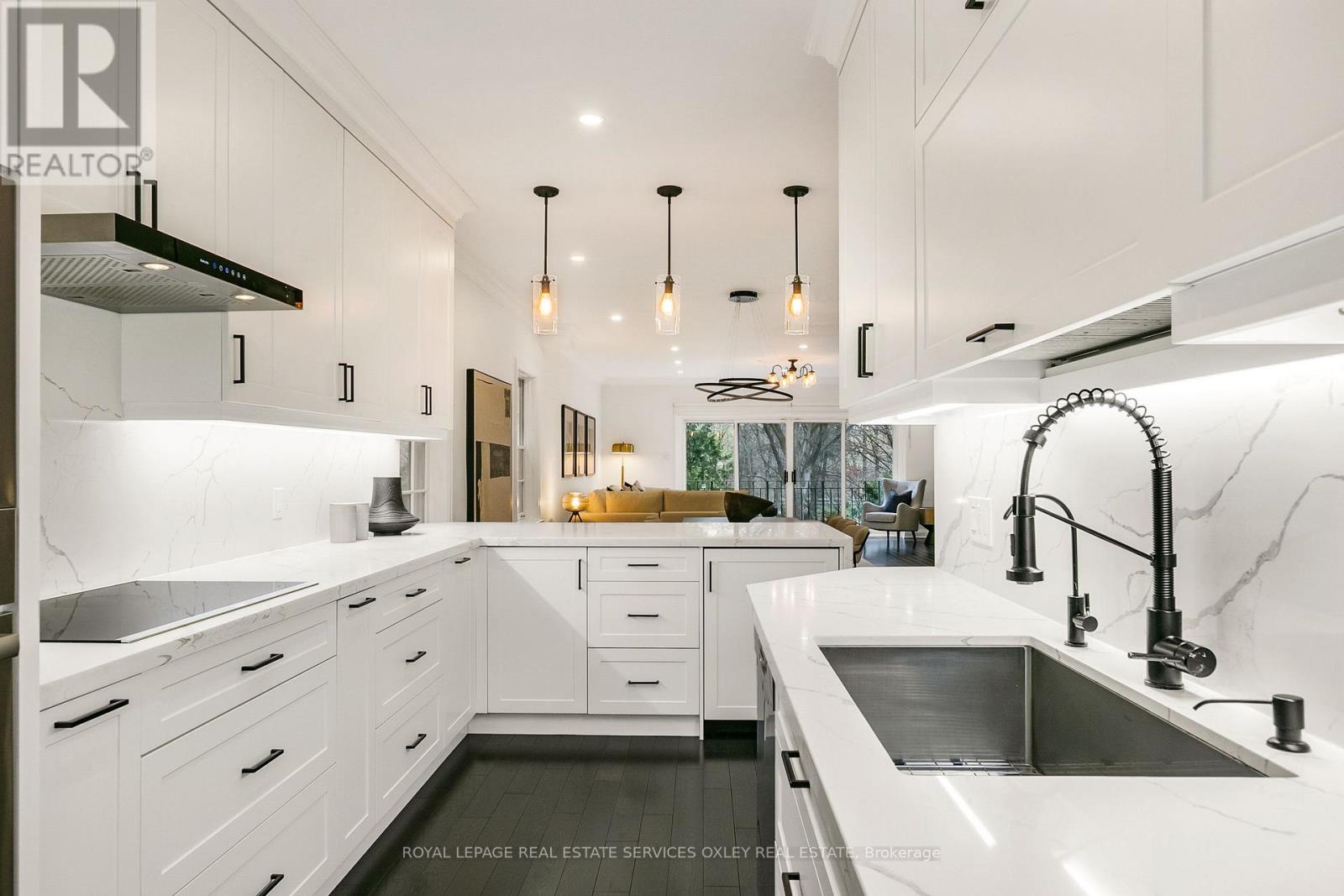 102 Elm Avenue, Toronto (rosedale-moore Park), Ontario