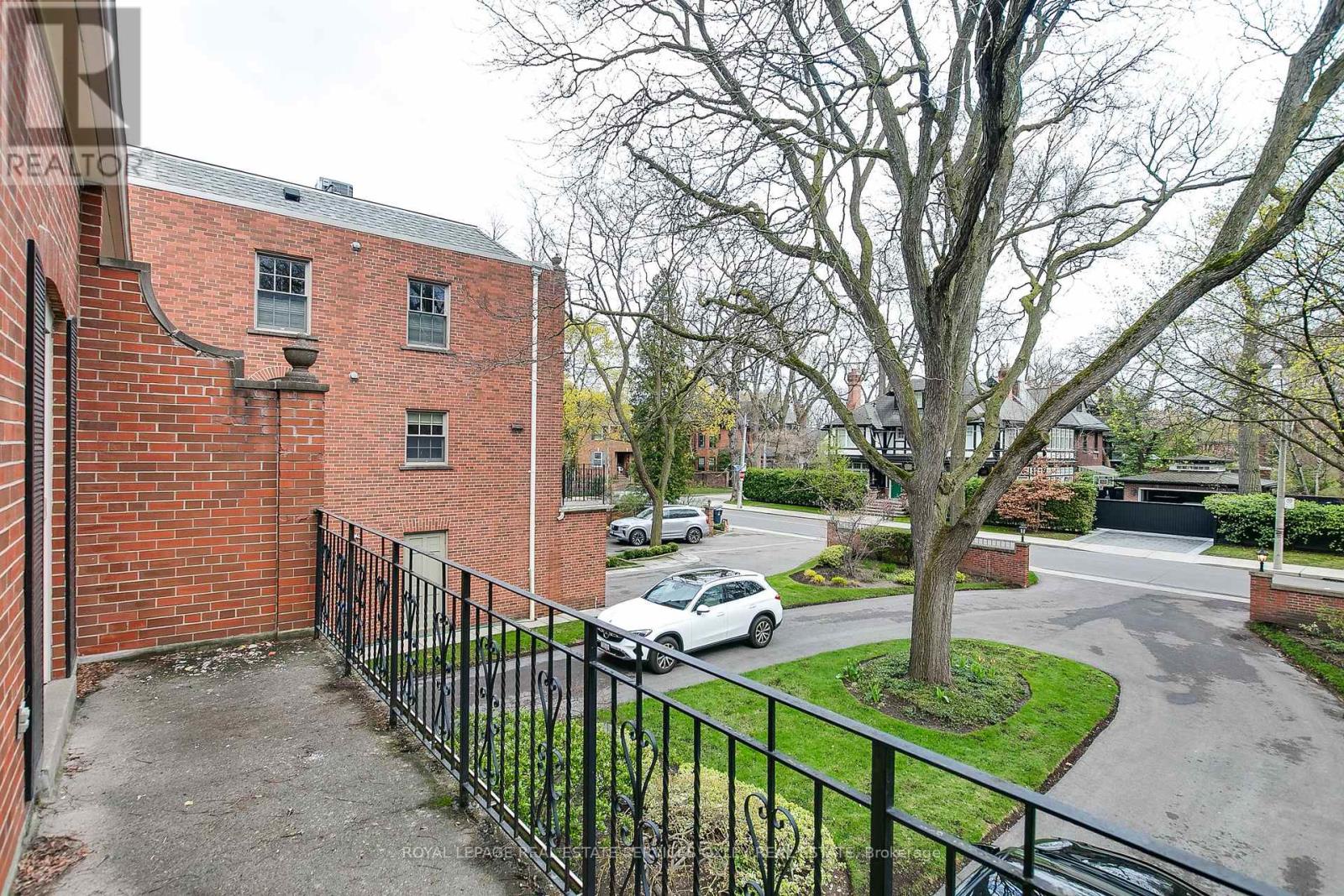 102 Elm Avenue, Toronto (rosedale-moore Park), Ontario