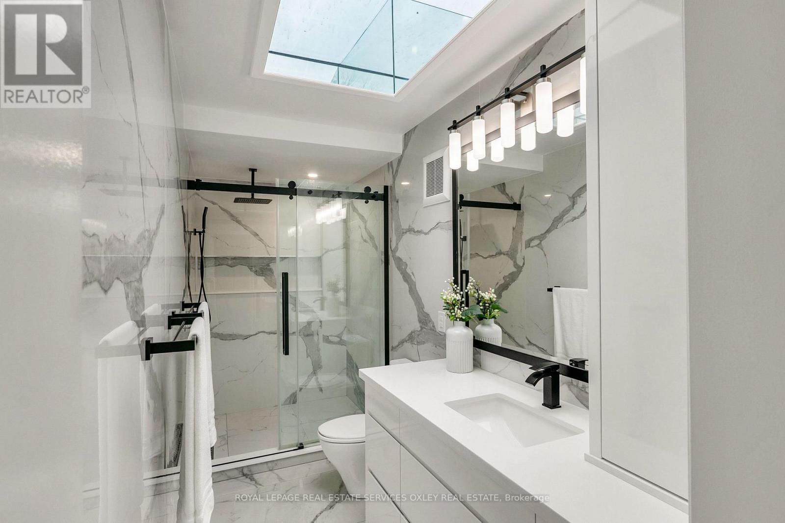 102 Elm Avenue, Toronto (rosedale-moore Park), Ontario