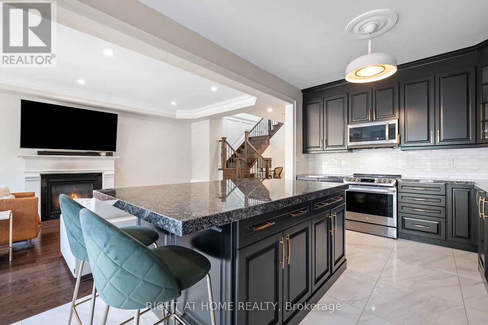 20b Leafield Drive, Toronto (l'amoreaux), Ontario