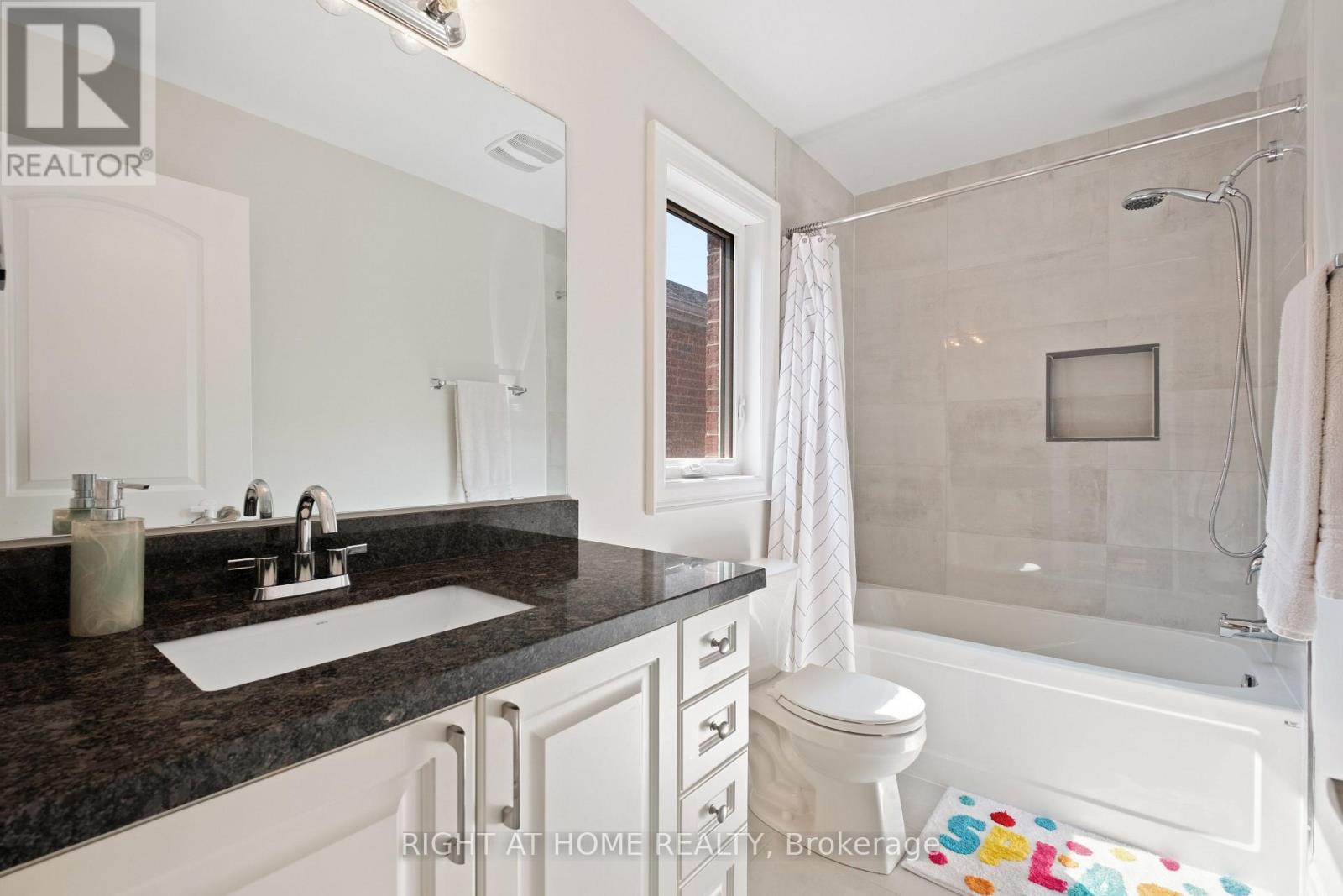 20b Leafield Drive, Toronto (l'amoreaux), Ontario