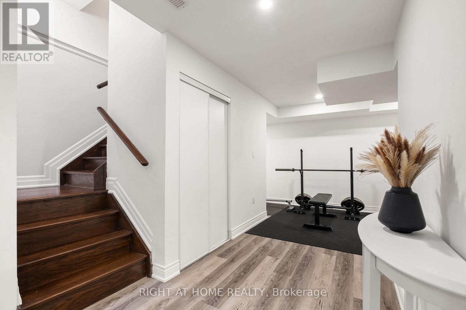 20b Leafield Drive, Toronto (l'amoreaux), Ontario