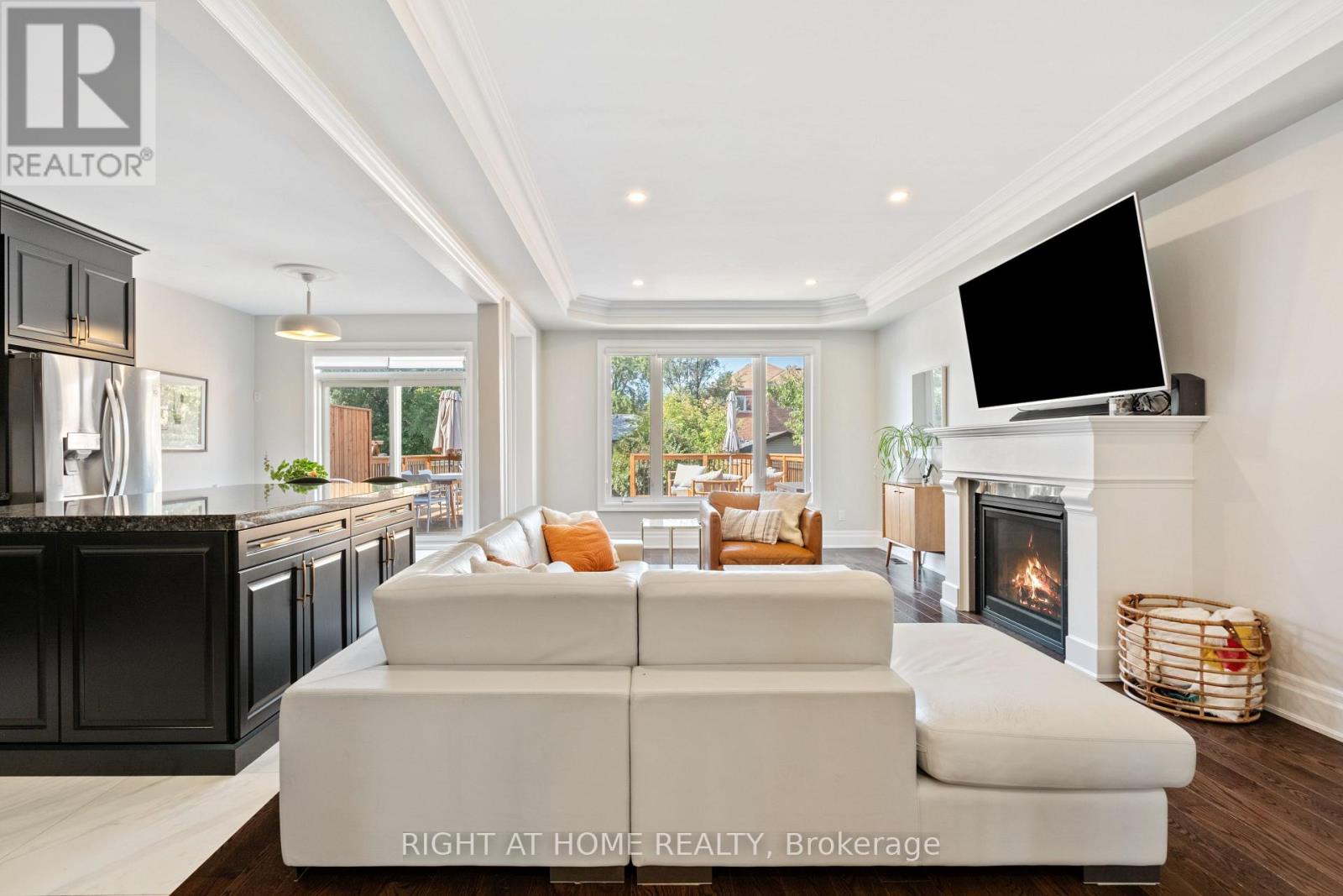 20b Leafield Drive, Toronto (l'amoreaux), Ontario