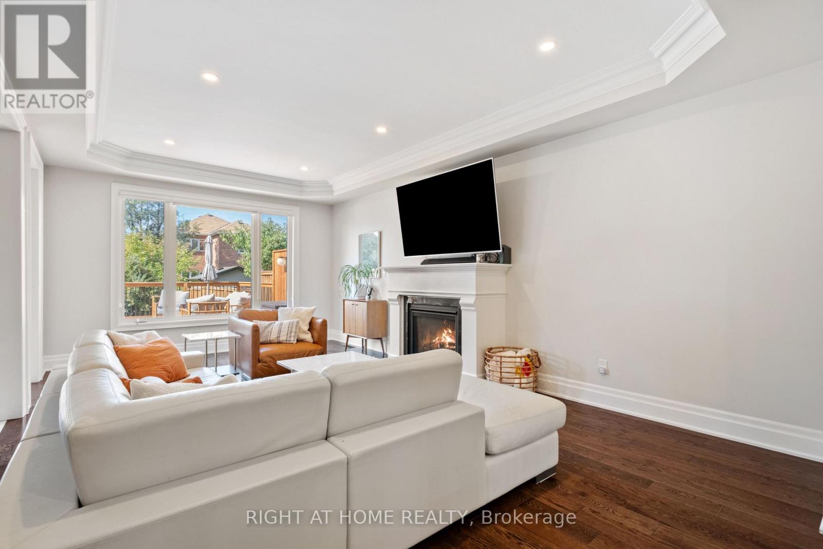 20b Leafield Drive, Toronto (l'amoreaux), Ontario