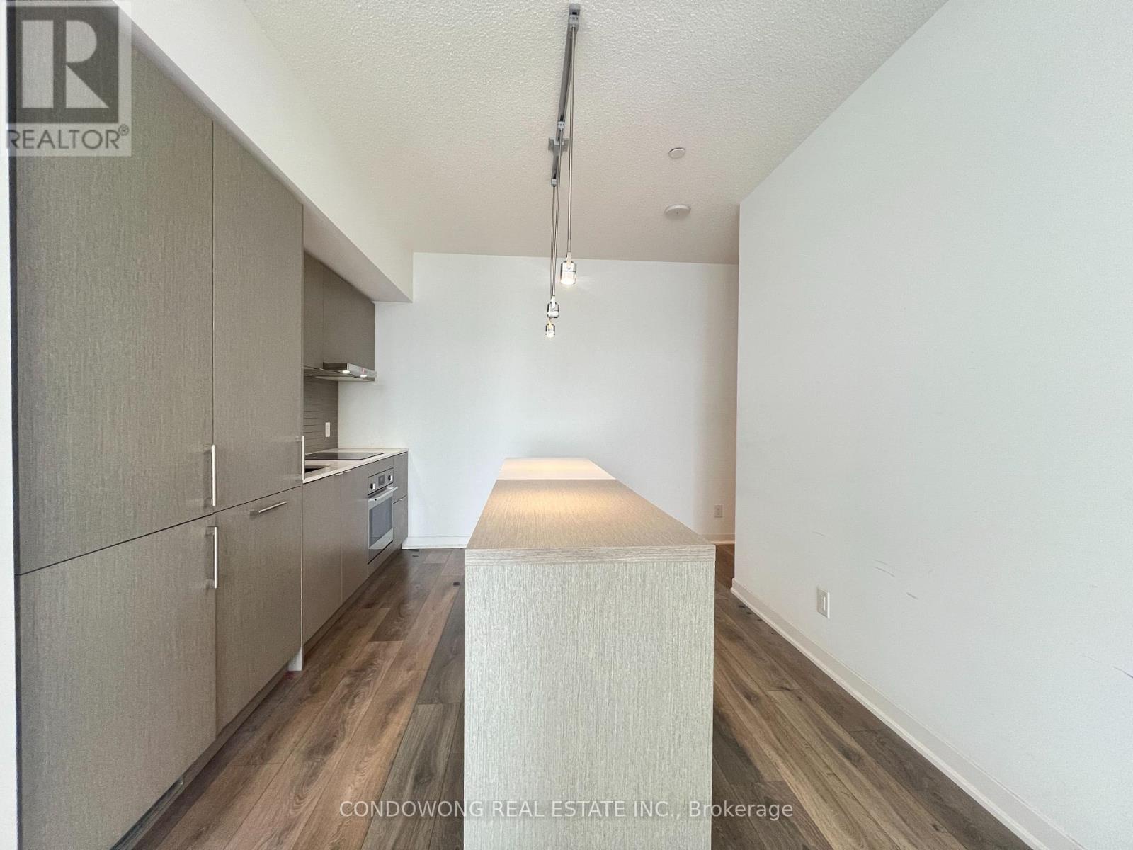 4905 - 100 Harbour Street, Toronto (waterfront Communities), Ontario