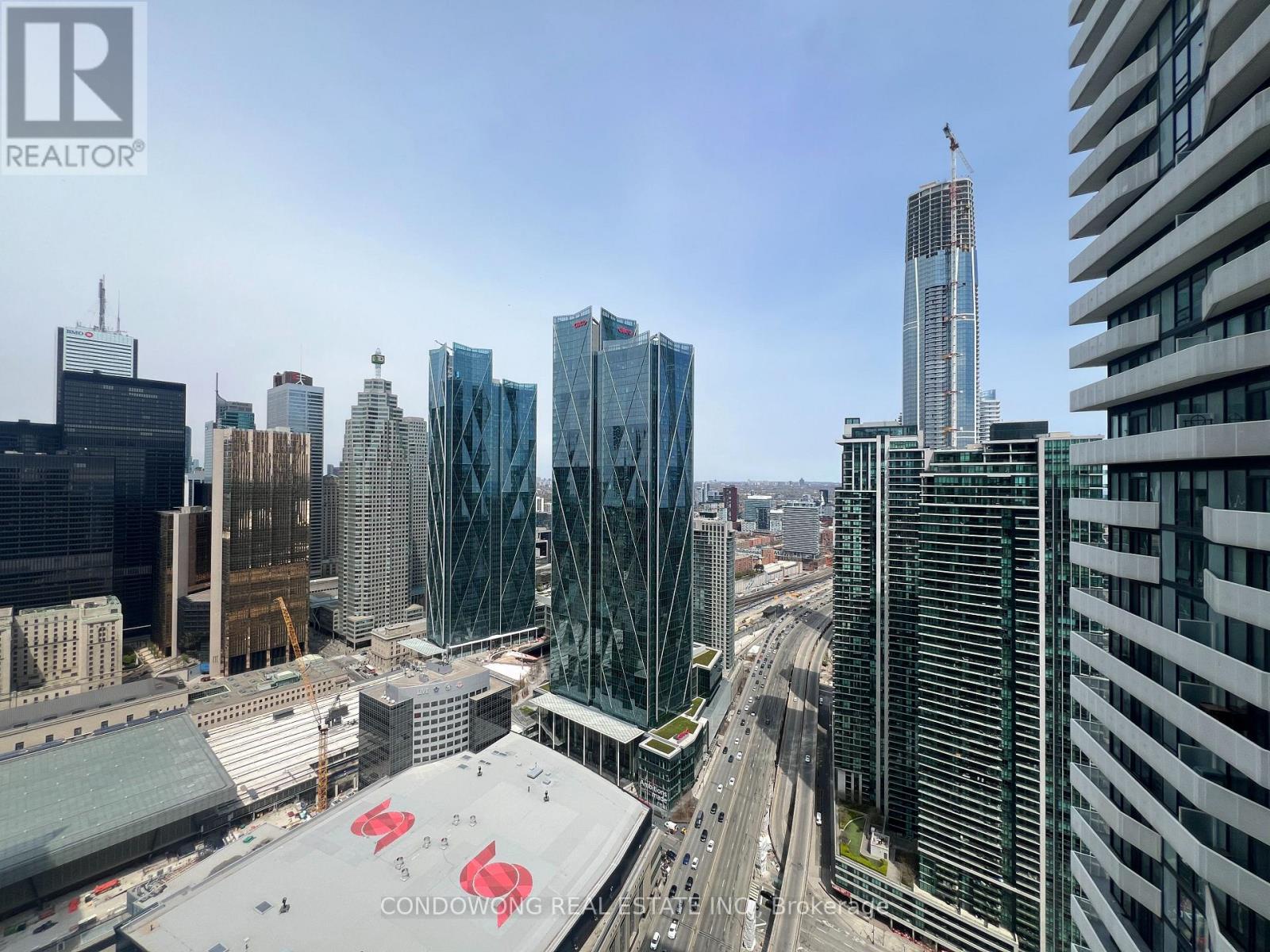 4905 - 100 Harbour Street, Toronto (waterfront Communities), Ontario