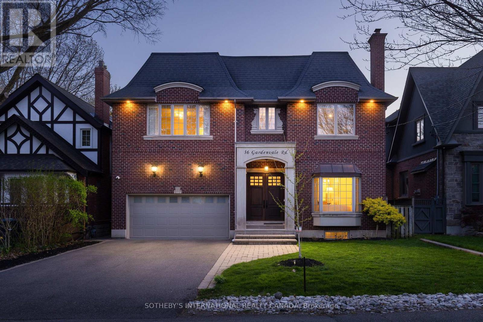 36 Gardenvale Road, Toronto (stonegate-queensway), Ontario