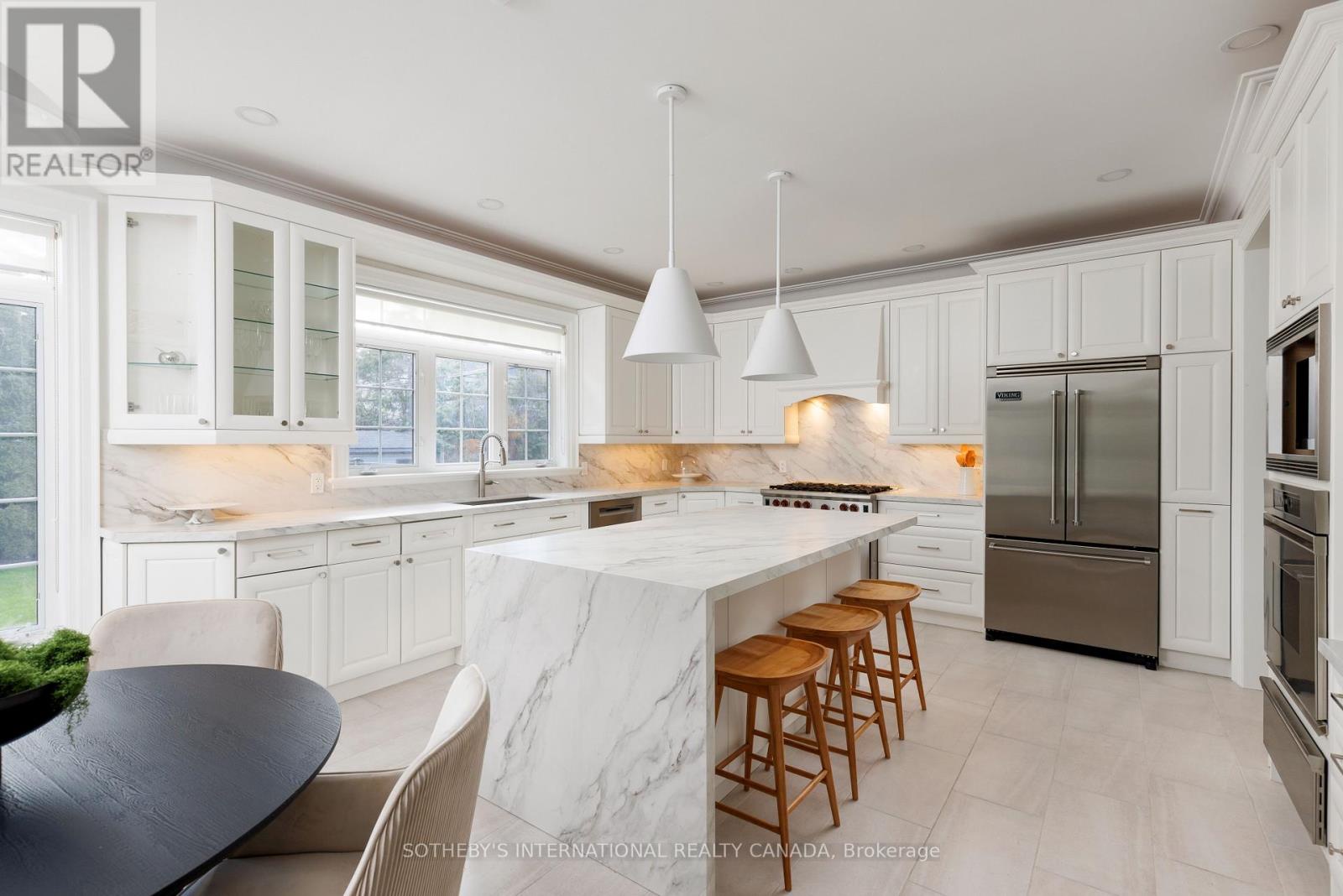 36 Gardenvale Road, Toronto (stonegate-queensway), Ontario
