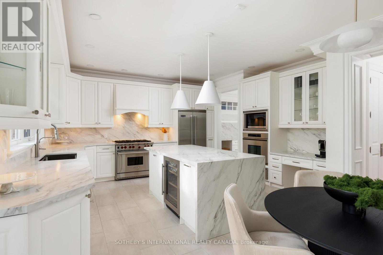 36 Gardenvale Road, Toronto (stonegate-queensway), Ontario