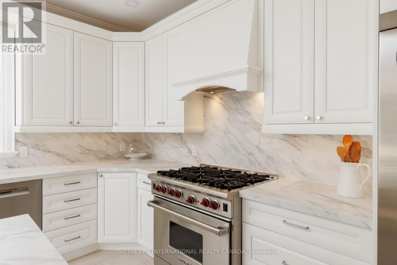 36 Gardenvale Road, Toronto (stonegate-queensway), Ontario