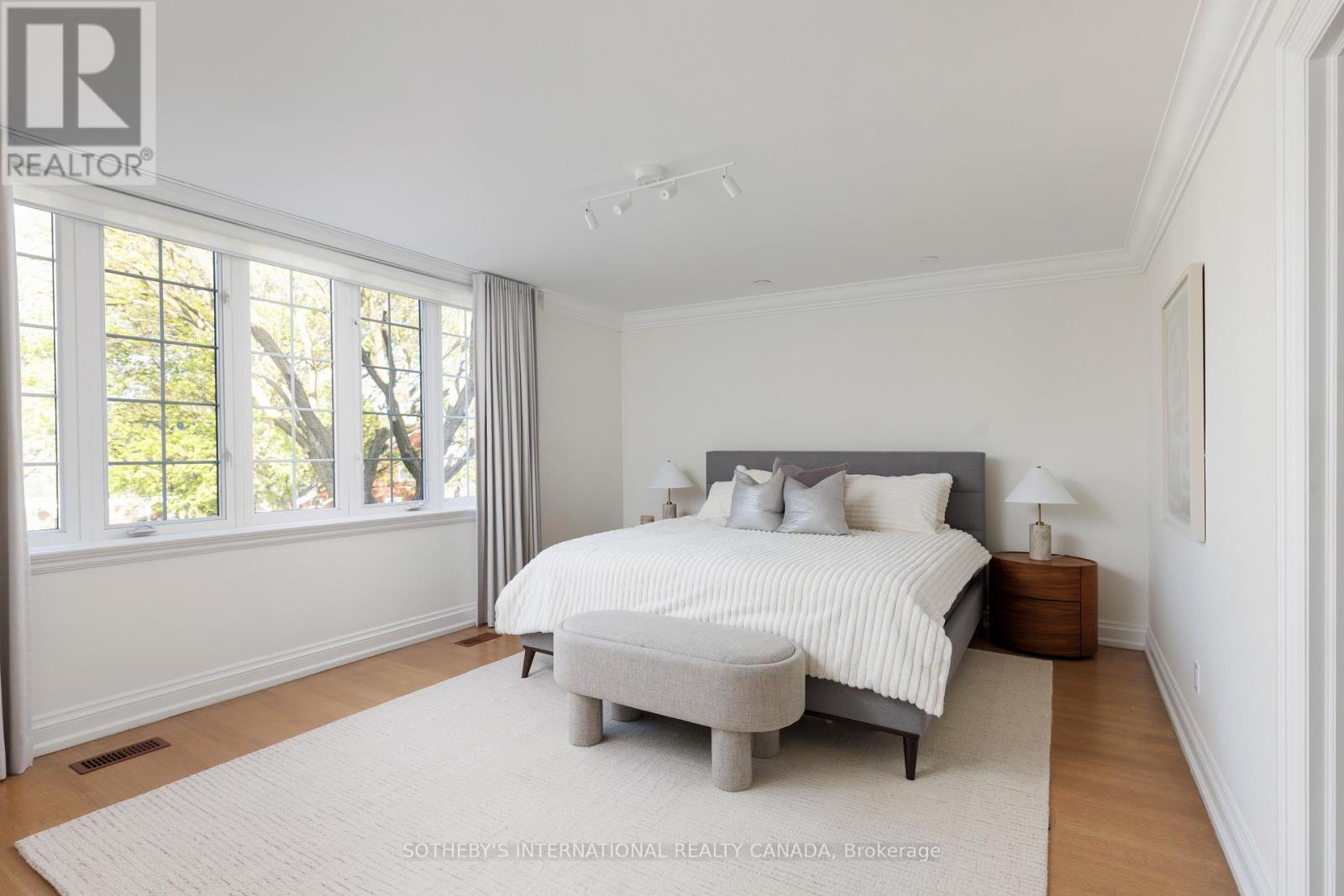 36 Gardenvale Road, Toronto (stonegate-queensway), Ontario