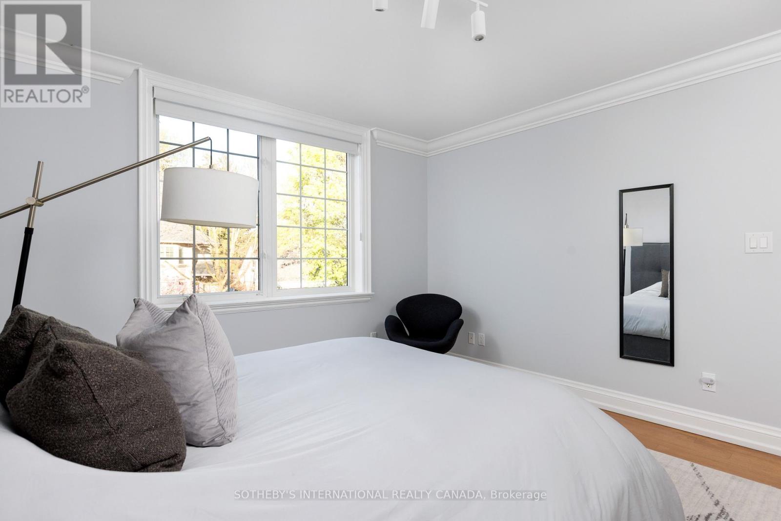 36 Gardenvale Road, Toronto (stonegate-queensway), Ontario