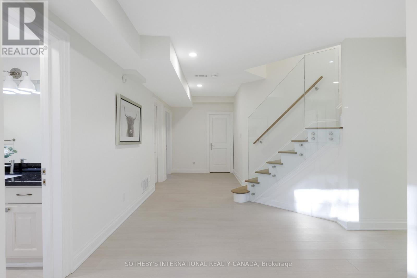 36 Gardenvale Road, Toronto (stonegate-queensway), Ontario