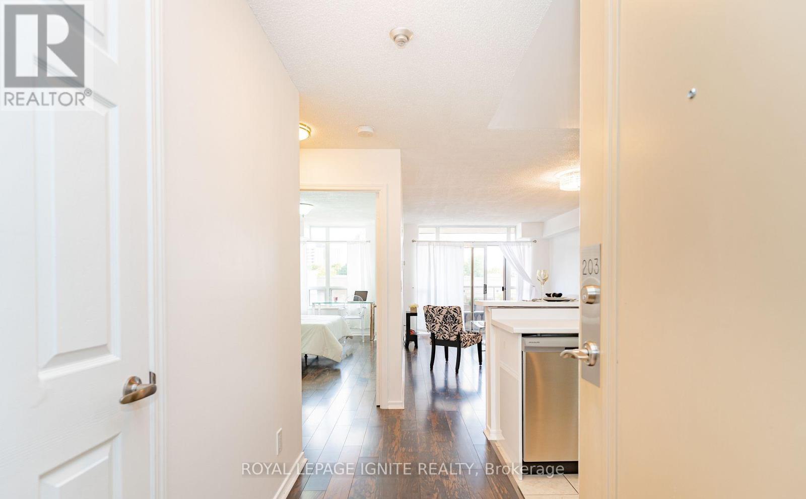 203 - 3650 Kingston Road, Toronto (scarborough Village), Ontario