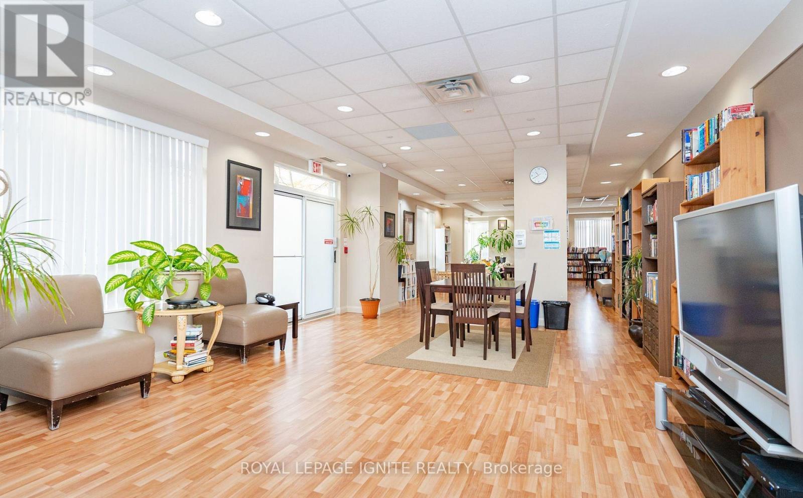 203 - 3650 Kingston Road, Toronto (scarborough Village), Ontario