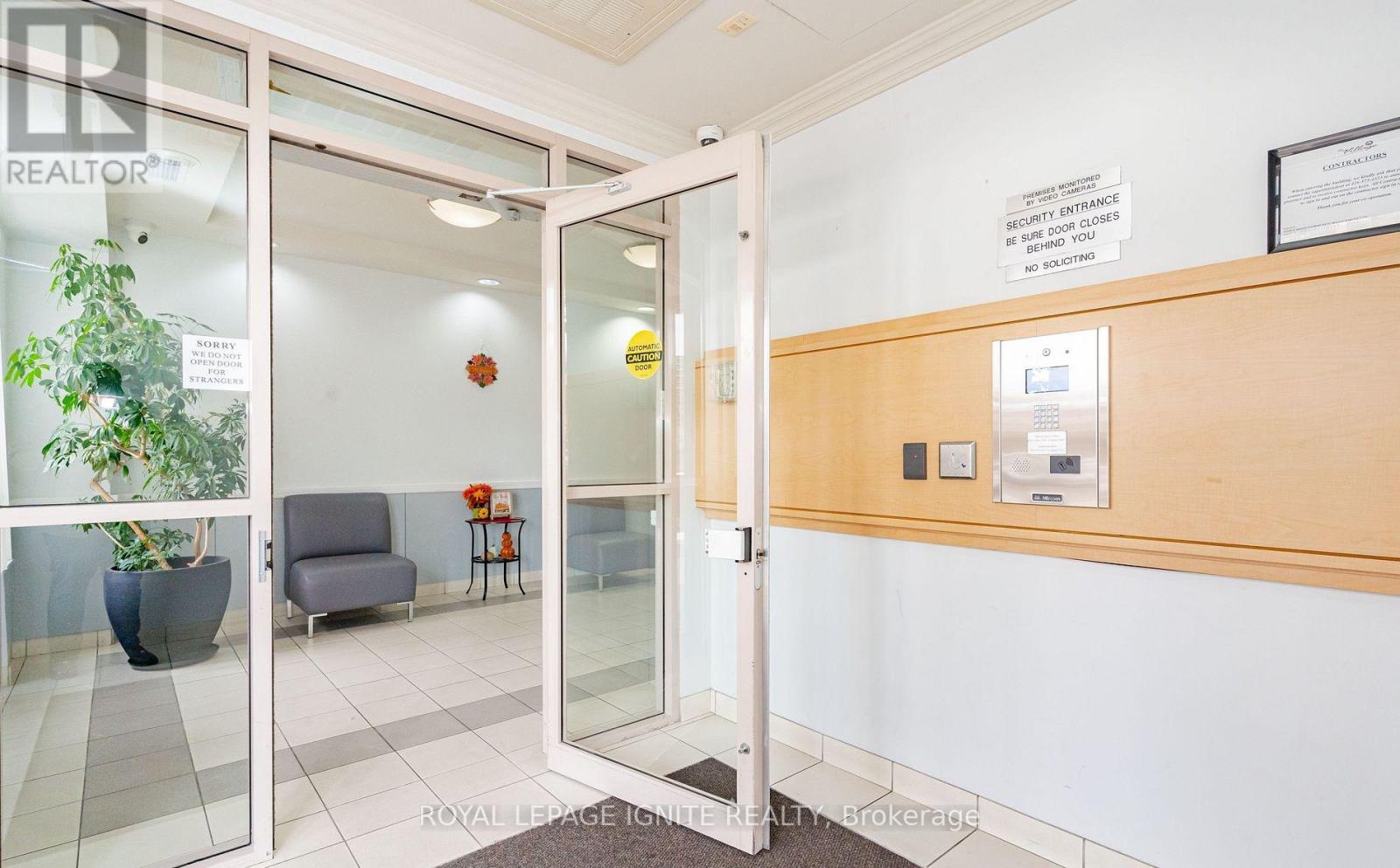 203 - 3650 Kingston Road, Toronto (scarborough Village), Ontario