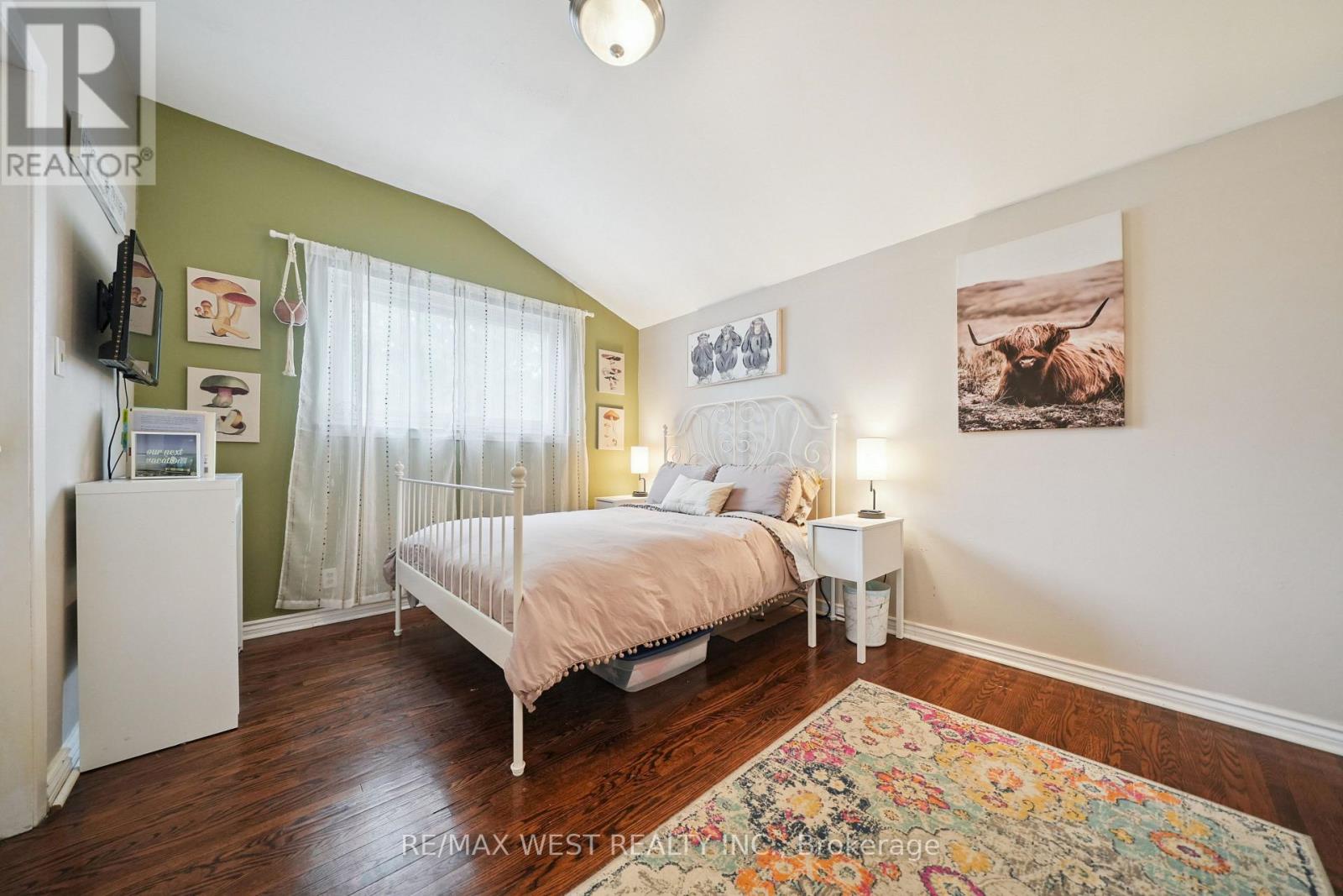 2 Lisburn Crescent, Toronto (don Valley Village), Ontario