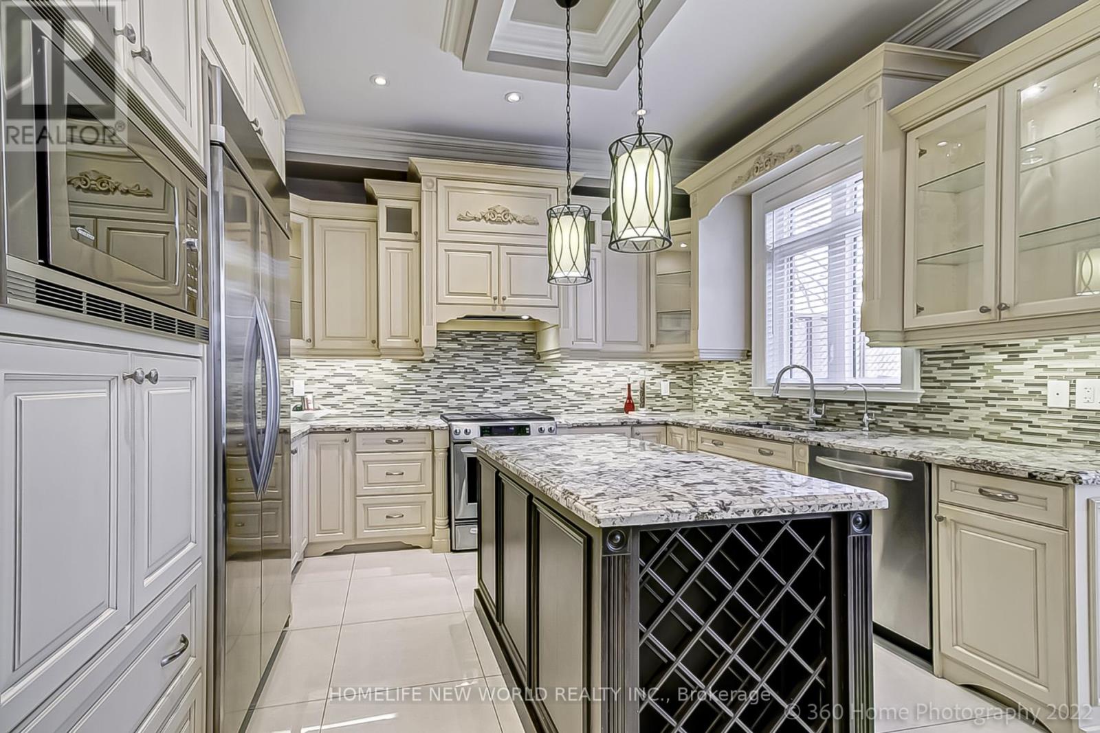 29 Threadneedle Crescent, Toronto (hillcrest Village), Ontario