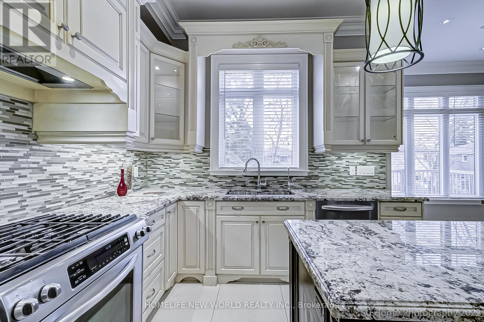 29 Threadneedle Crescent, Toronto (hillcrest Village), Ontario