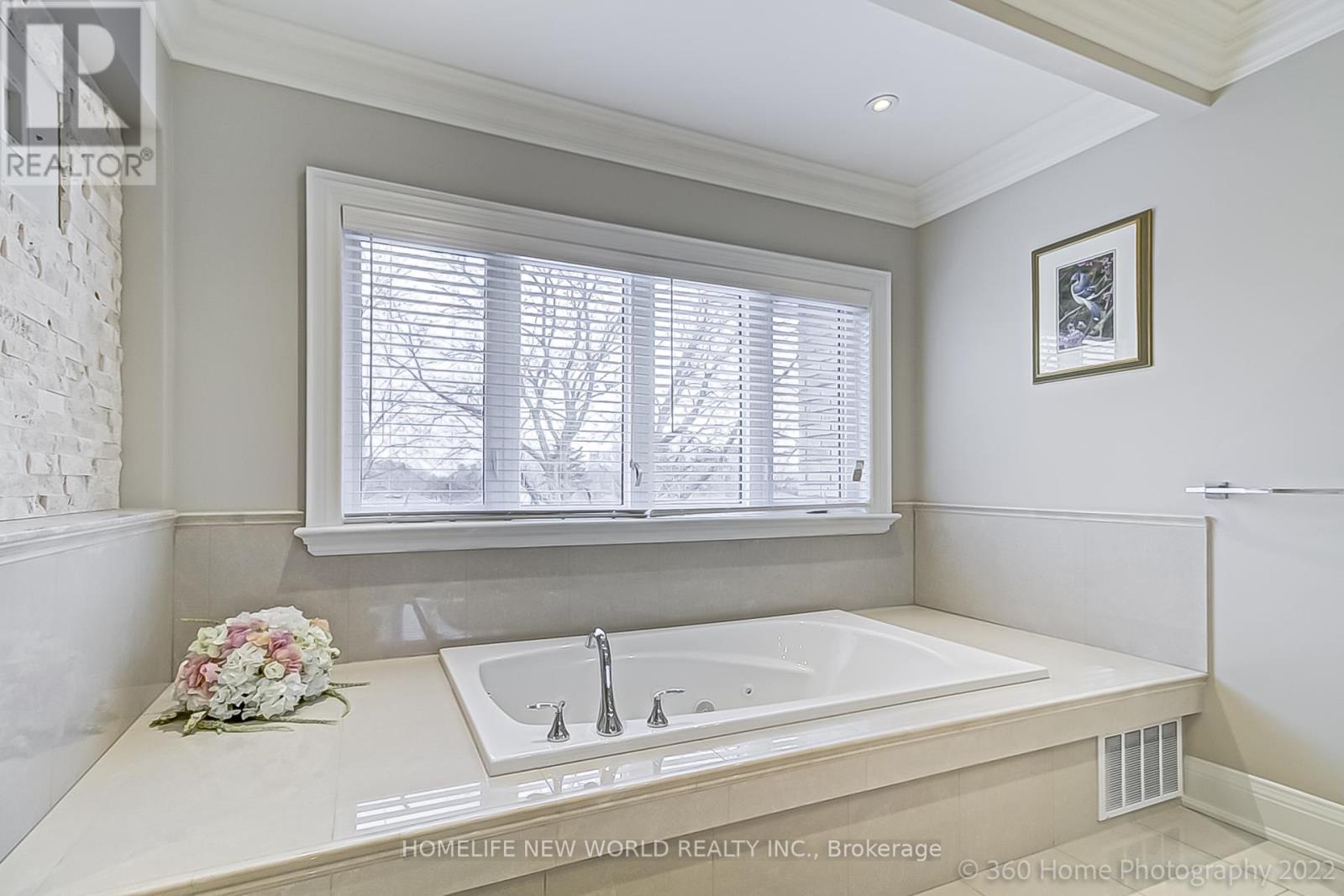 29 Threadneedle Crescent, Toronto (hillcrest Village), Ontario
