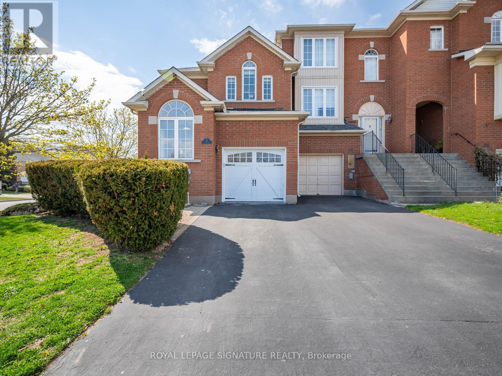 52 Lakeridge Drive, Toronto (centennial Scarborough), Ontario