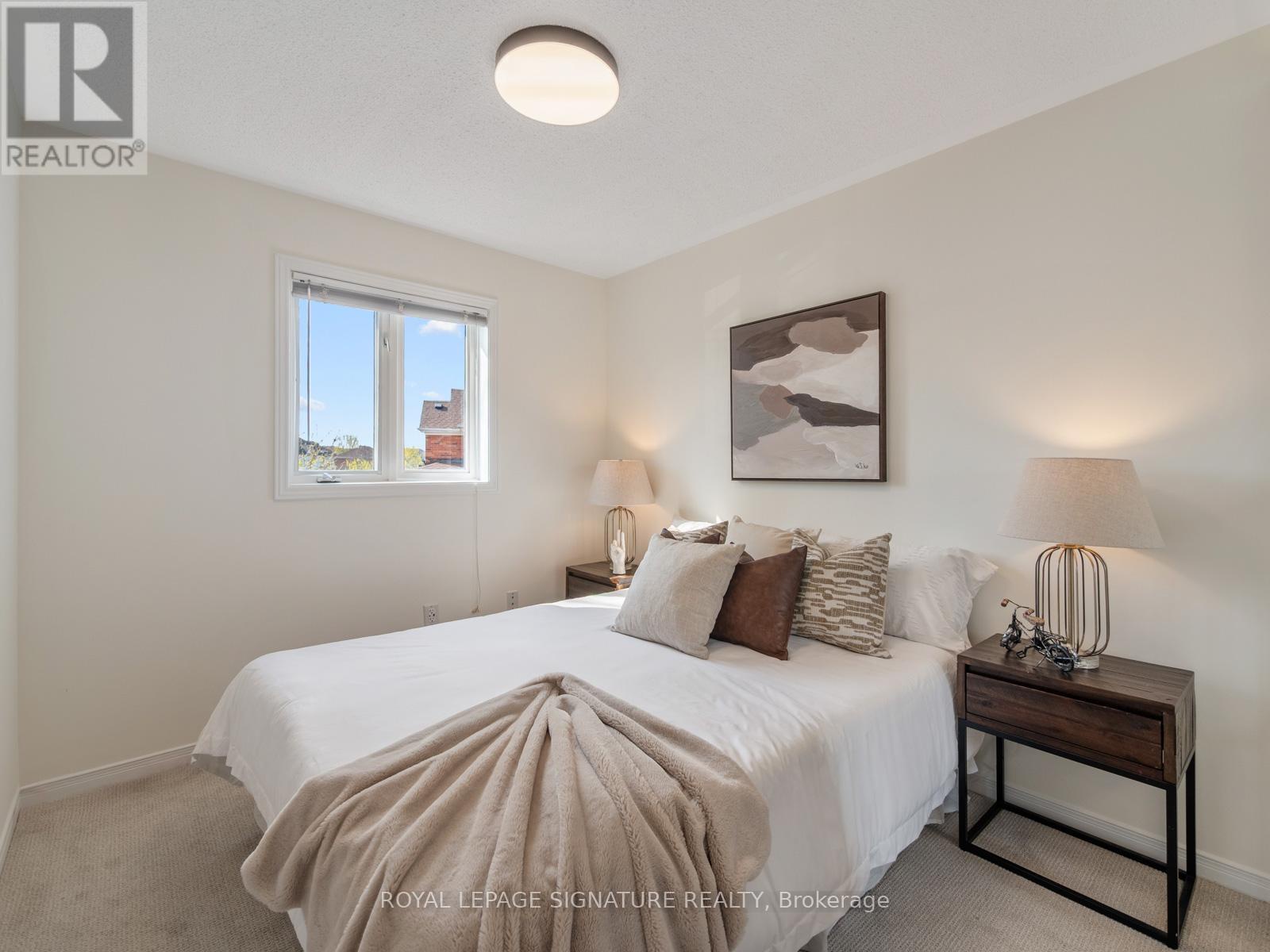 52 Lakeridge Drive, Toronto (centennial Scarborough), Ontario
