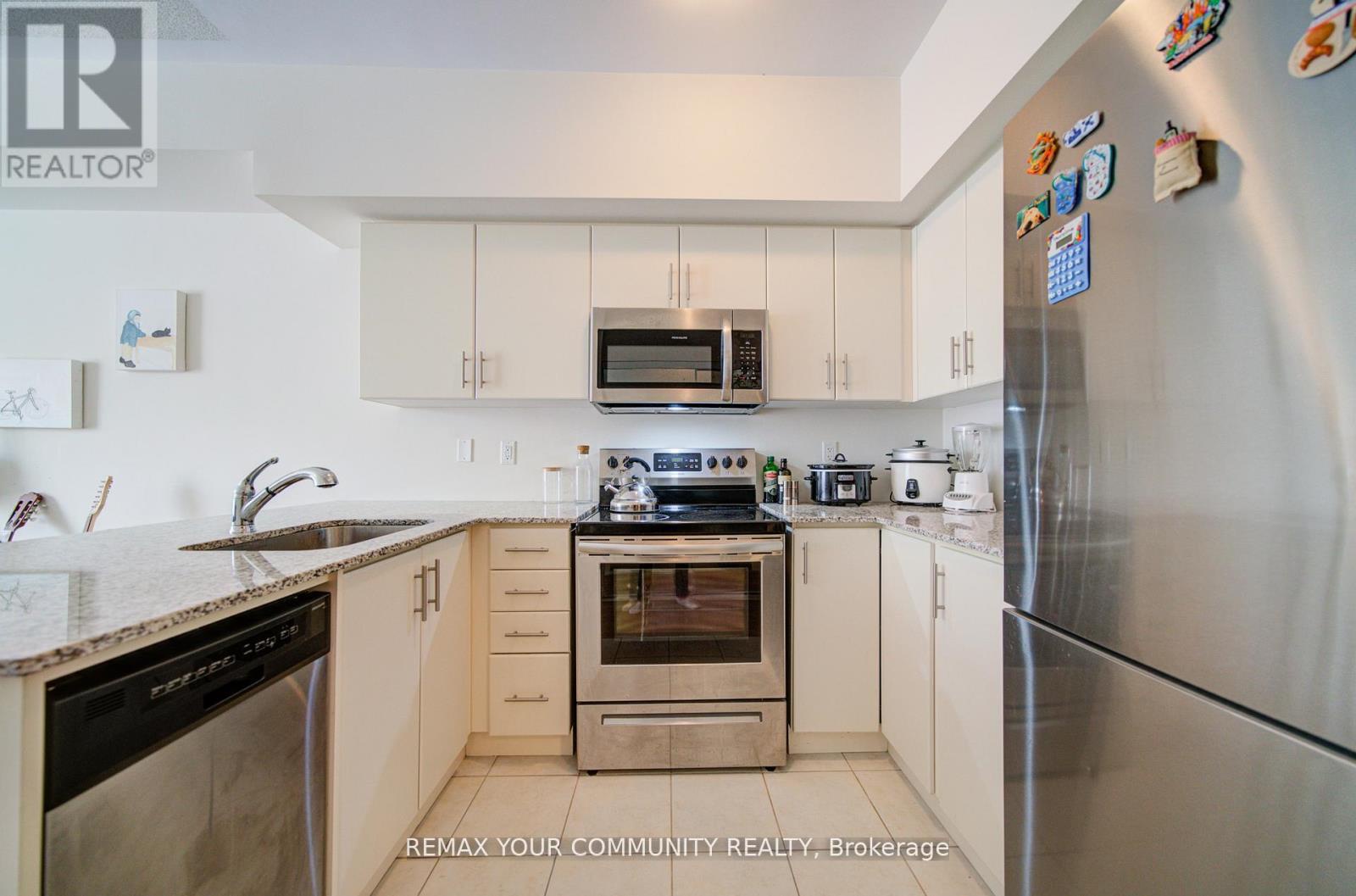 146 - 34 Fieldway Road, Toronto (islington-city Centre West), Ontario