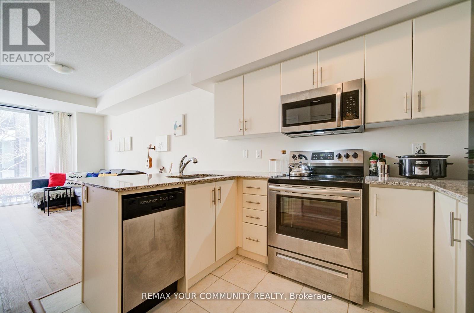 146 - 34 Fieldway Road, Toronto (islington-city Centre West), Ontario