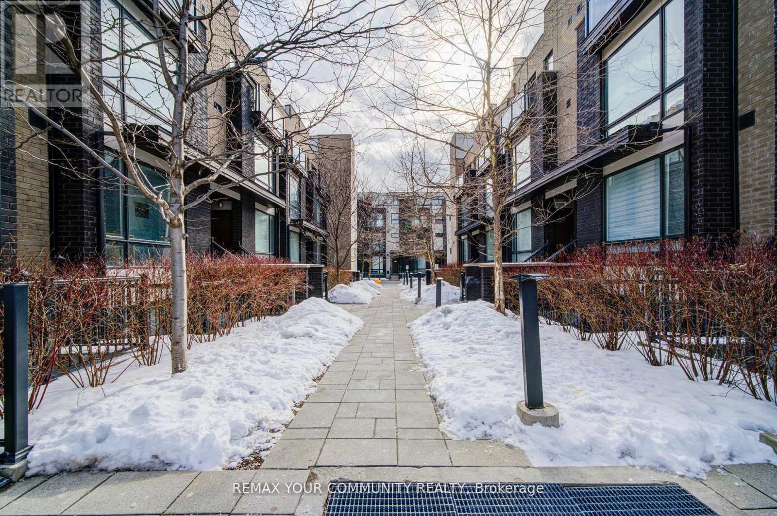 146 - 34 Fieldway Road, Toronto (islington-city Centre West), Ontario