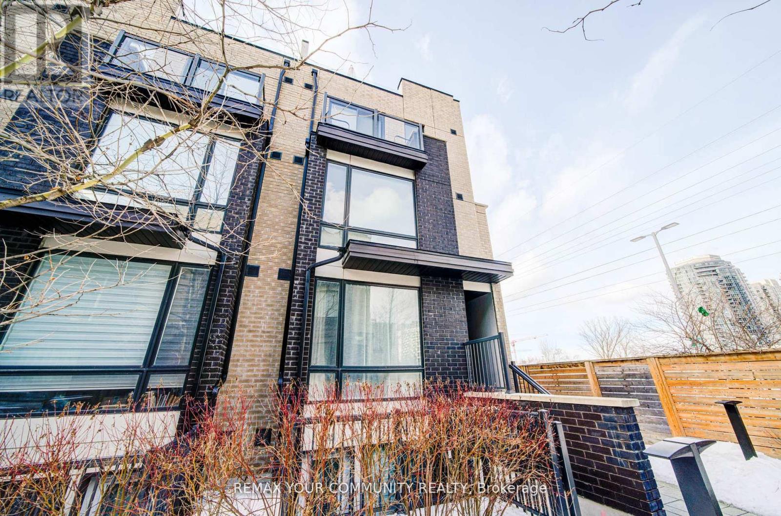 146 - 34 Fieldway Road, Toronto (islington-city Centre West), Ontario