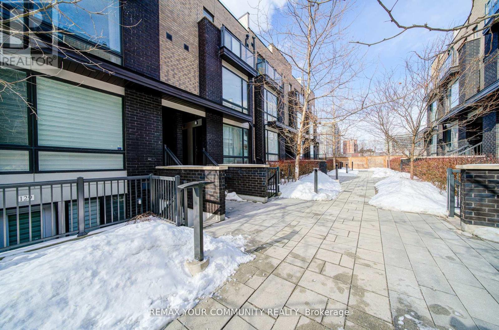 146 - 34 Fieldway Road, Toronto (islington-city Centre West), Ontario