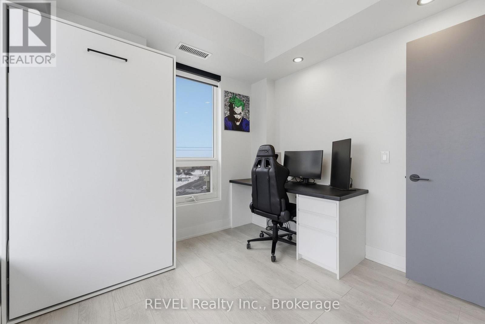 405 - 2450 Old Bronte Road, Oakville (wm Westmount), Ontario