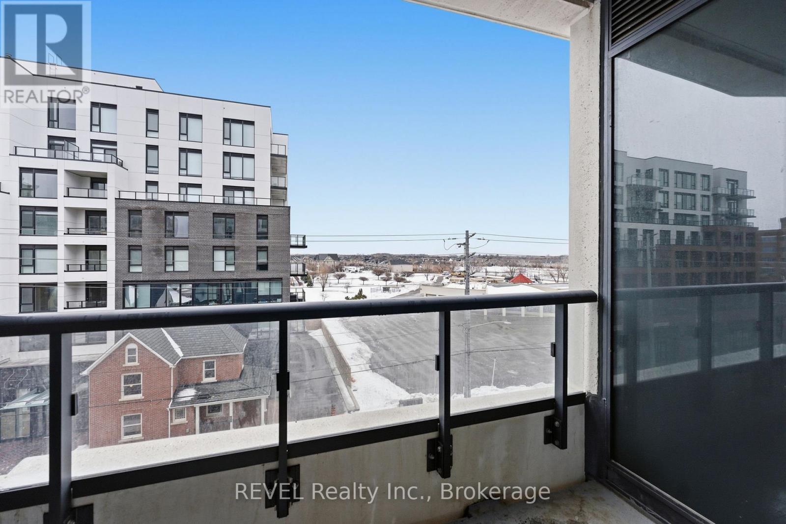 405 - 2450 Old Bronte Road, Oakville (wm Westmount), Ontario