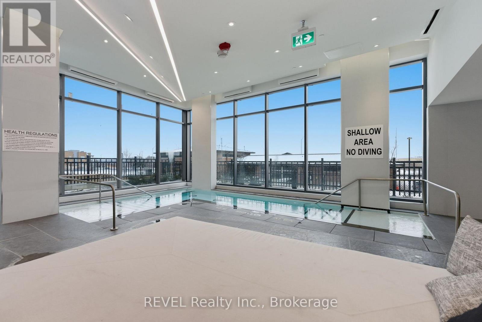 405 - 2450 Old Bronte Road, Oakville (wm Westmount), Ontario