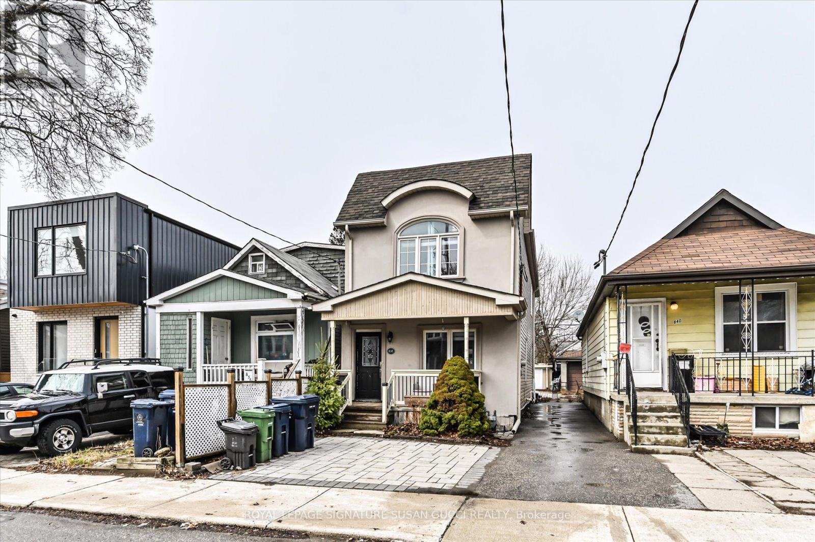 838 Sammon Avenue, Toronto (danforth Village-east York), Ontario