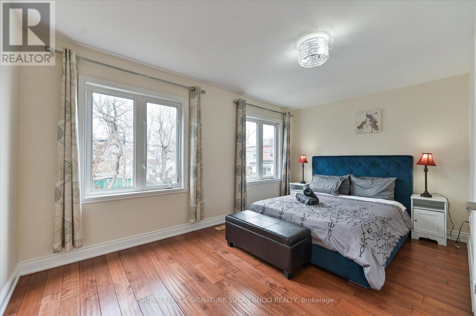 838 Sammon Avenue, Toronto (danforth Village-east York), Ontario