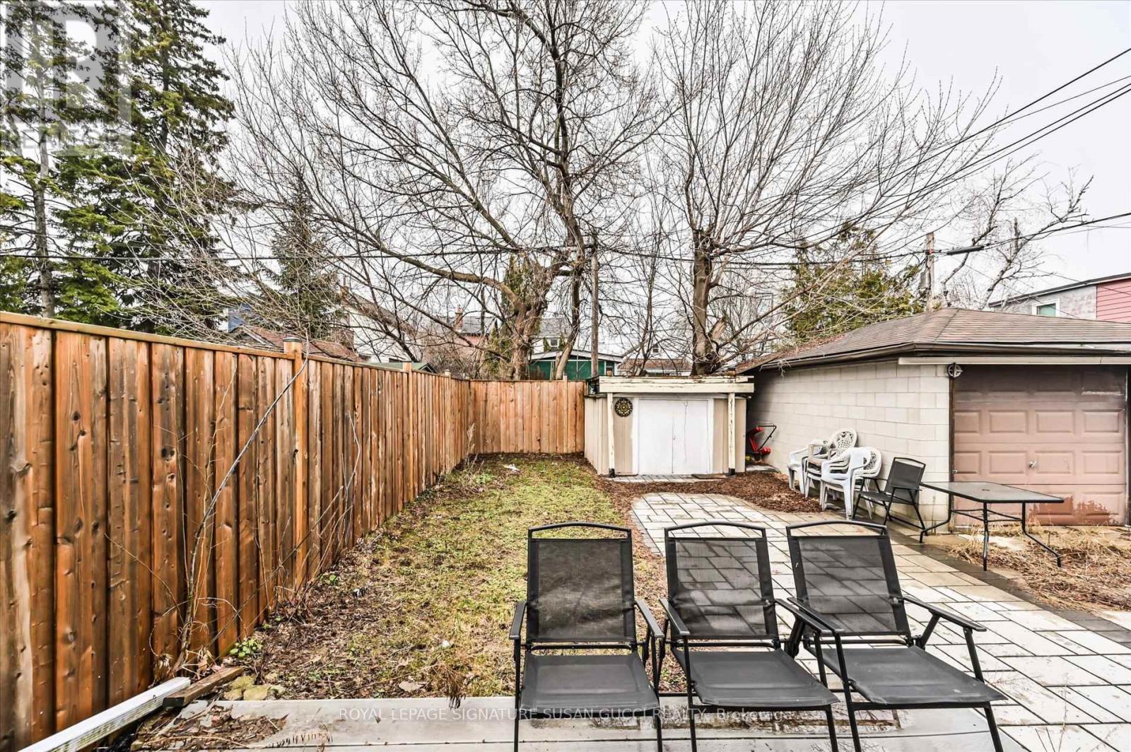 838 Sammon Avenue, Toronto (danforth Village-east York), Ontario