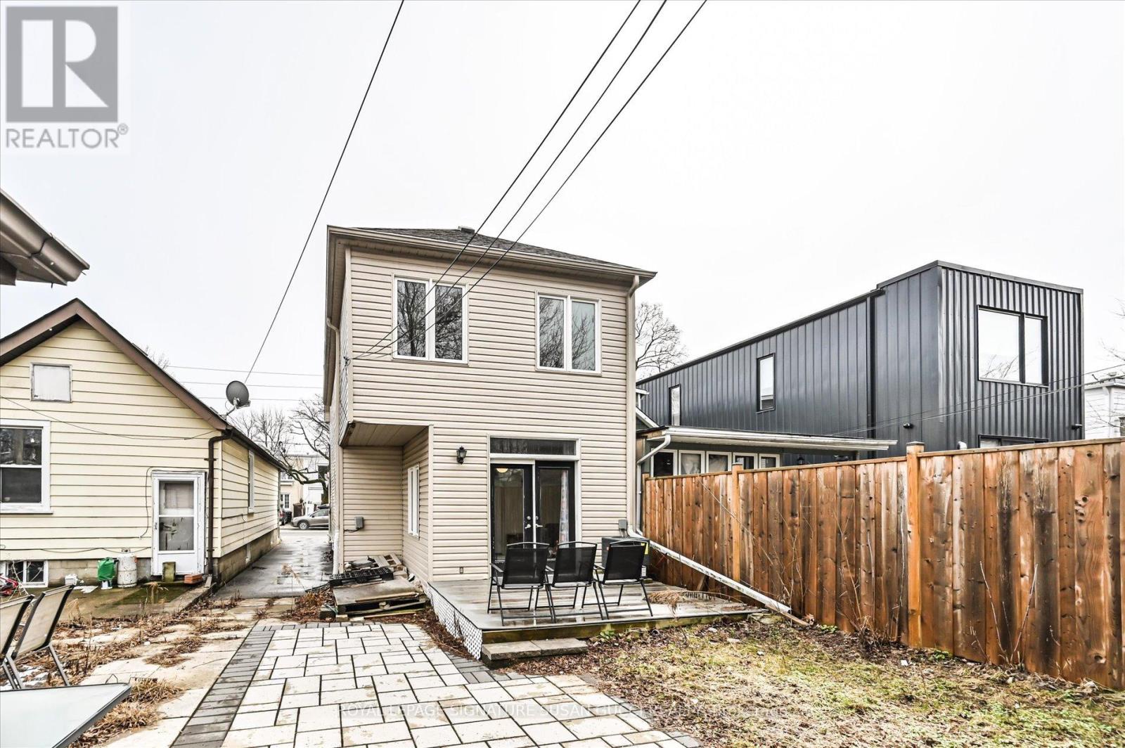 838 Sammon Avenue, Toronto (danforth Village-east York), Ontario
